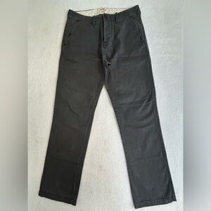 Hollister Men's Pants Size 31x32 Gray Chino Slim Fit Flat Front Casual Slacks